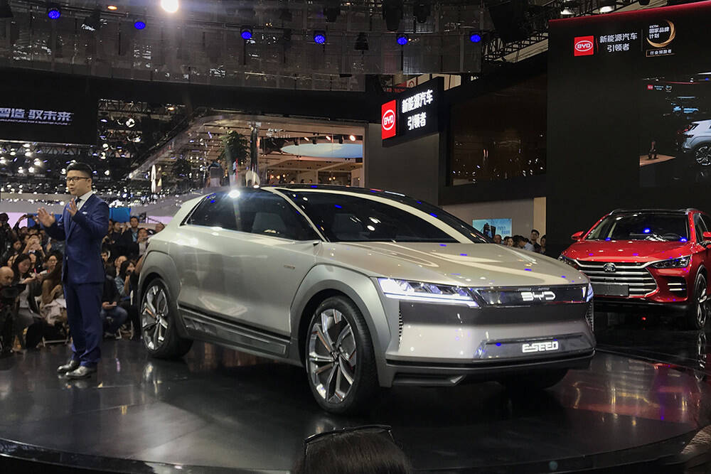 比亚迪e-seed概念车