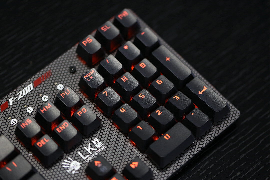 天下武功唯快不破,血手幽灵战斗版f200q光轴机械键盘抢先体验