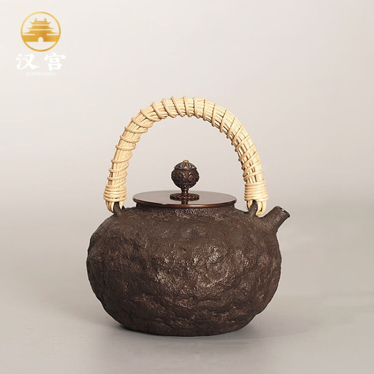汉宫日本原装进口铁壶丸型藤把岩肌砂铁壶纯手工煮茶壶泡茶日式电陶炉
