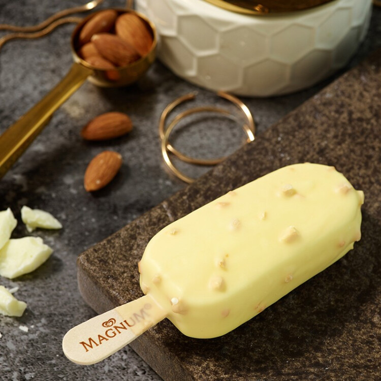 梦龙和路雪 白巧克力口味冰淇淋 65g*4支 雪糕 冰激凌 光明服务菜管家商品 