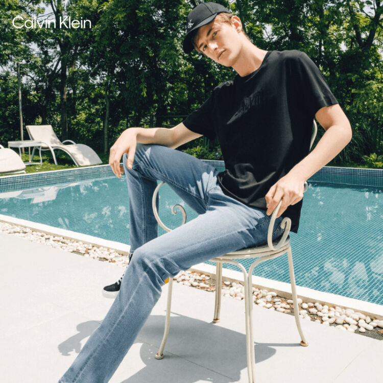 Calvin Klein Jeans男装时尚潮流运动楔形版中腰铆钉扣微弹牛仔裤 