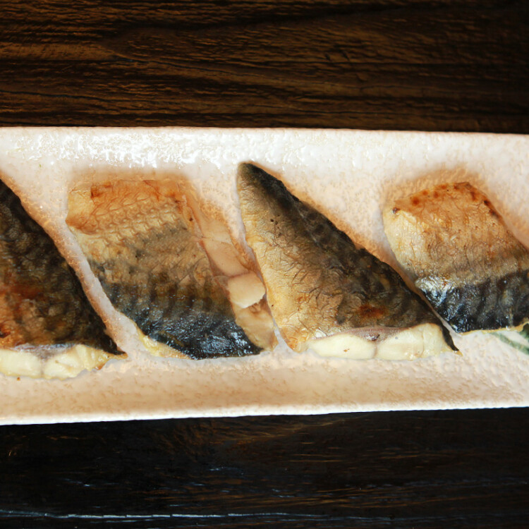 鳗鱼皇后 日式蒲烧青花鱼 300g （100g *3袋）加热即食  海鲜水产 光明服务菜管家商品 
