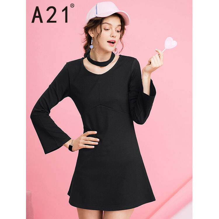 以纯线上品牌a21 2017春装新款黑色百搭喇叭袖连衣裙女性感镂空裙子