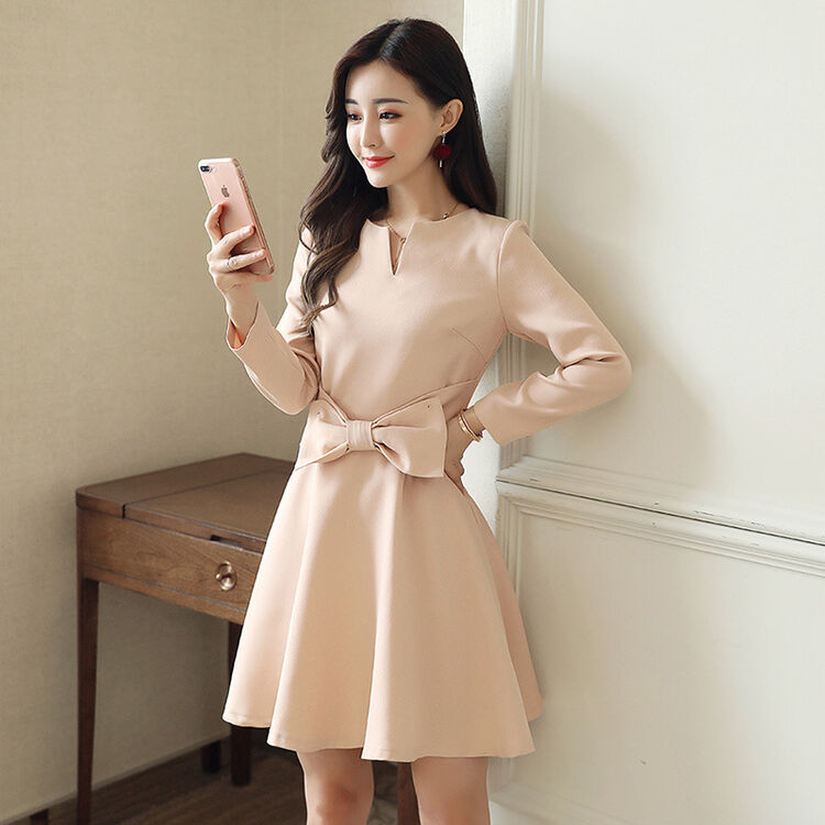 店2018秋冬装新款v领长袖蝴蝶结修身气质裙子淑女a字连衣裙女装批发