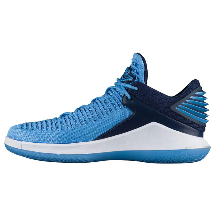 jordan aj xxxii 黑红佳得乐aj32 男士低帮实战篮球鞋 北卡蓝 us13