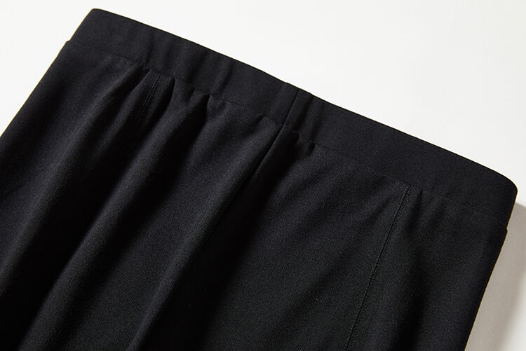confused 潮牌显瘦开春七分打底裤 松紧腰弹力罗马布微喇裤 黑色 xs