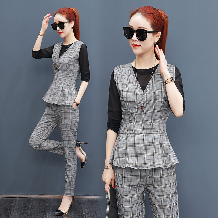 时尚格子套装女2018春装新款韩版修身时髦气质收腰马甲t恤三件套 灰