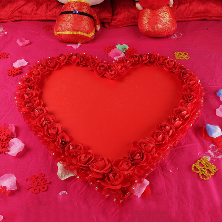 早生贵子结婚压床摆件婚房床撒装饰创意卧室布置模具床摆 红色心形
