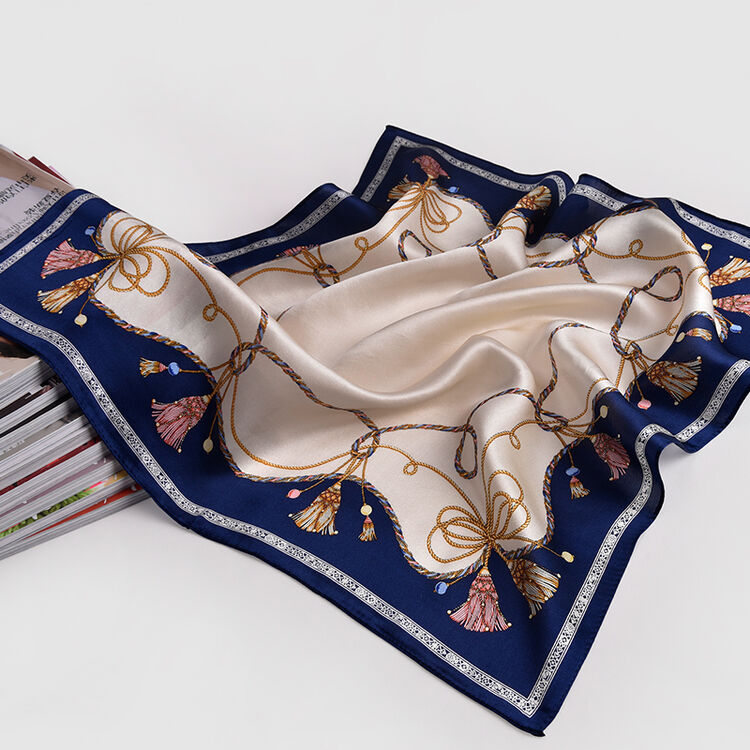 沐喜 真丝丝巾女士新品丝绸缎罗马风领巾围巾围脖小方巾 穗框藏青