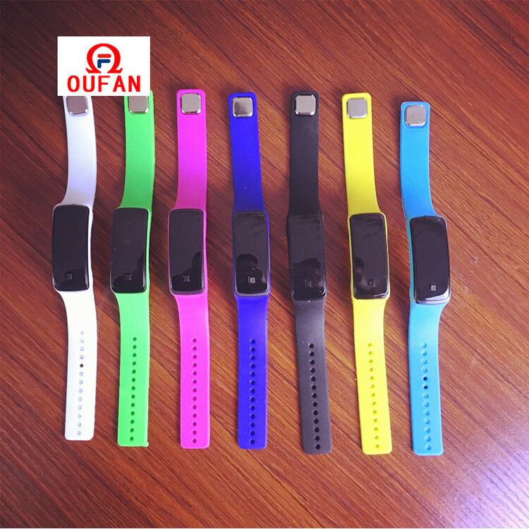 led潮流时尚韩国ulzzang原宿风果冻女学生运动男手环手镯电子手表