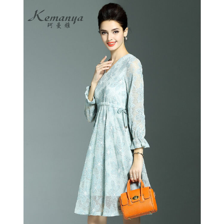珂曼雅kemanya 秋季新款 优雅v领腰部抽绳减龄连衣裙 蓝色 2xl