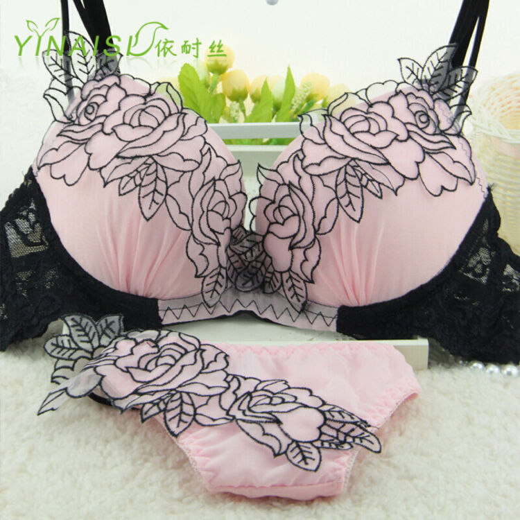 【免邮】依耐丝文胸套装刺绣玫瑰花朵少女内衣蕾丝边舒适百搭内裤