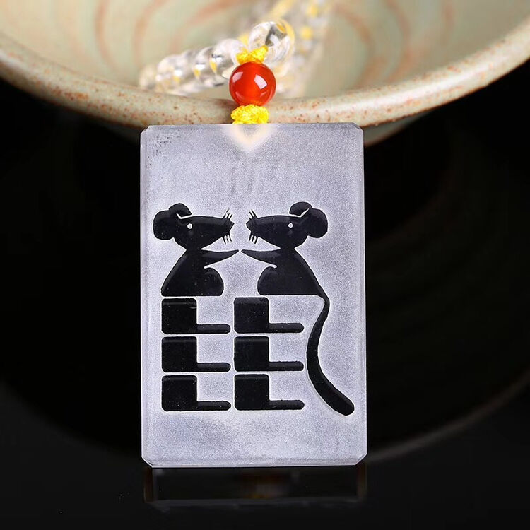 鼎收东海水晶吊坠原创新款十二生肖白水晶挂件十二生肖挂牌项坠 鼠
