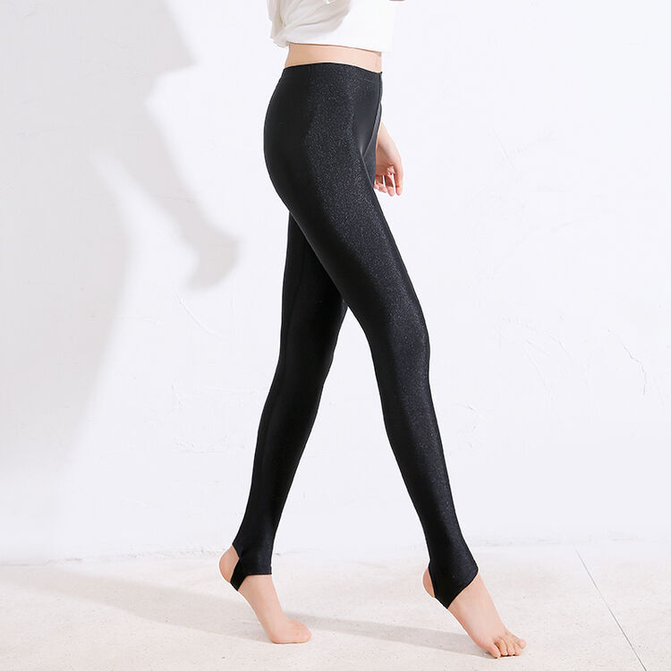 光泽裤春夏季薄款加肥加大码弹力冰丝女外穿紧身踩脚打底裤九分裤sn