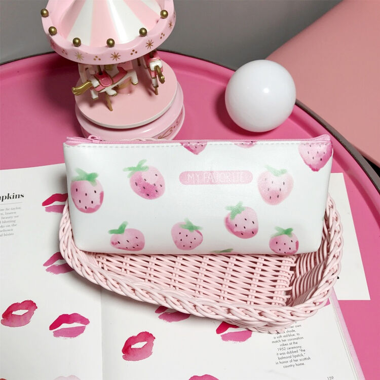 可爱卡通软妹创意笔袋草莓学生铅笔袋简约收纳袋大容量文具袋 白底多