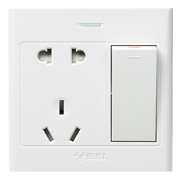 9月1日8点开抢,公牛g07/g28斜五孔10只装秒杀狂降价,买即赠电工胶带