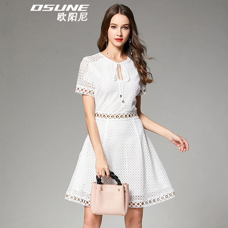osune欧阳尼短袖蕾丝连衣裙2018夏季新款女装欧美品牌修身公主裙 白色