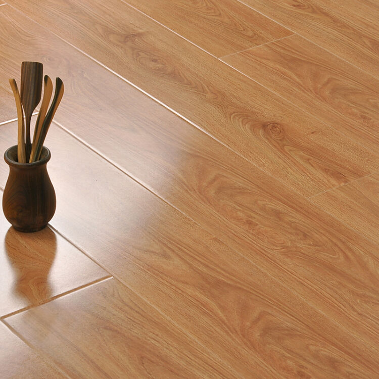 木地板强化复合卧室防水耐磨厂家直销12mm家用地暖地板木质金刚板 金