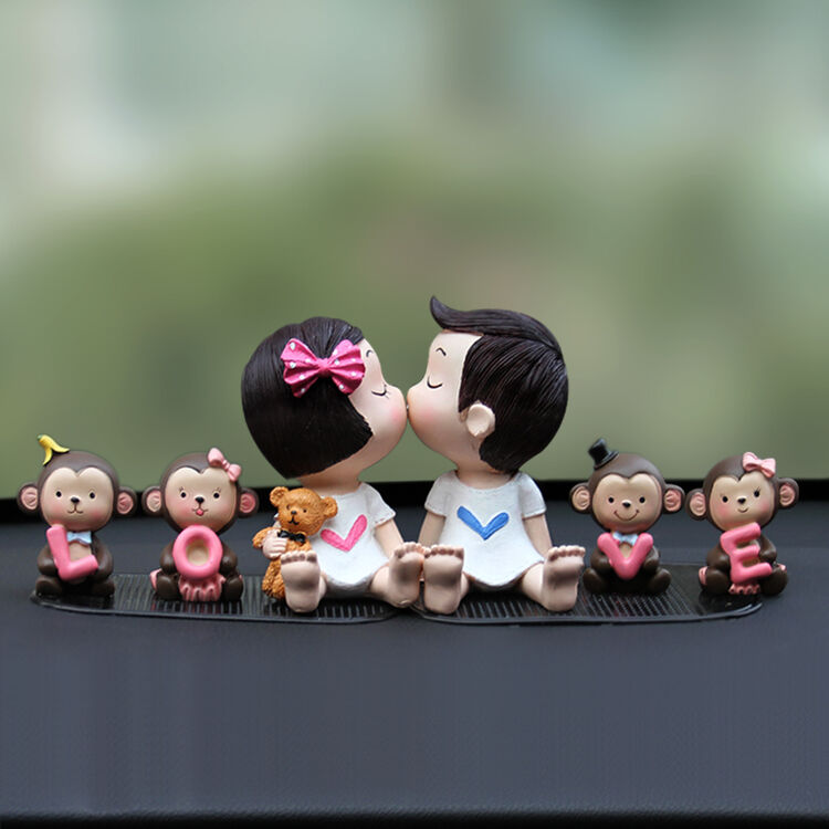 伊美达情侣猴子情人节礼品可爱卡通创意汽车摆件车内饰品玩偶车上用品