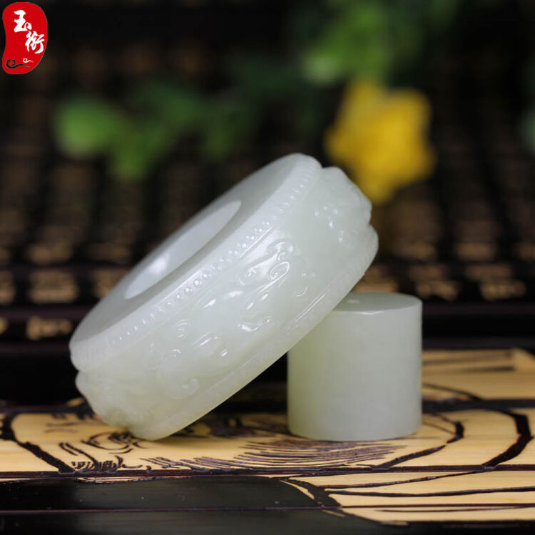 玉衔 和田玉把件 白玉路路通手把件 男女款玉石配饰