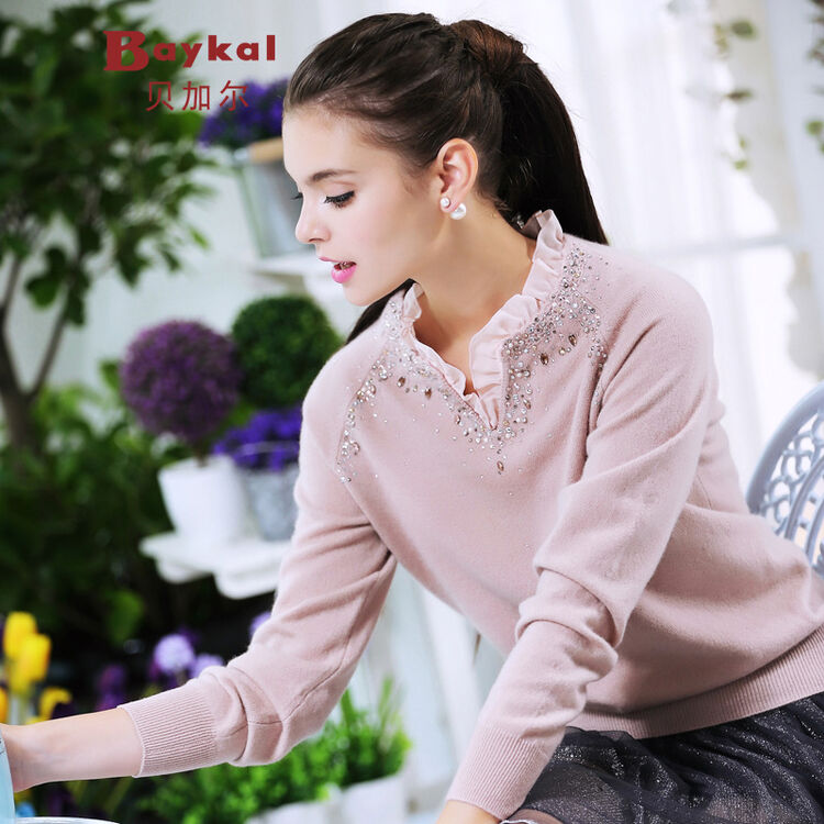 baykal/贝加尔秋冬新款山羊绒衫女v领荷叶领纯羊绒衫保暖毛衣镶钻逸妃