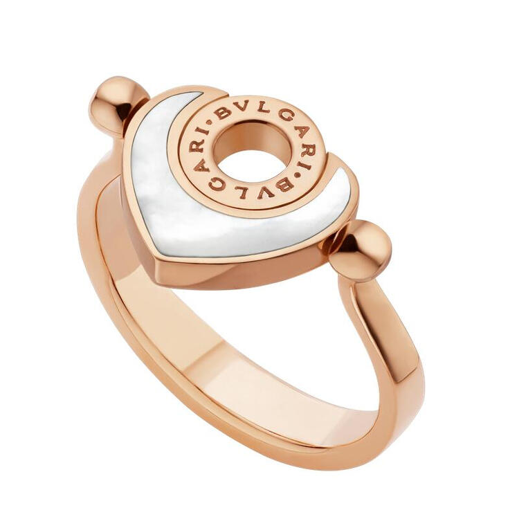 宝格丽 全球bvlgari bvlgari翻转式戒指 18k玫瑰金材质 饰以珍珠母贝
