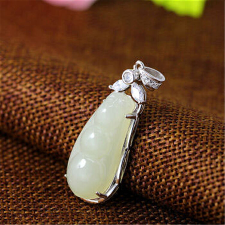 熙音 时尚女士925银和田玉豌豆吊坠