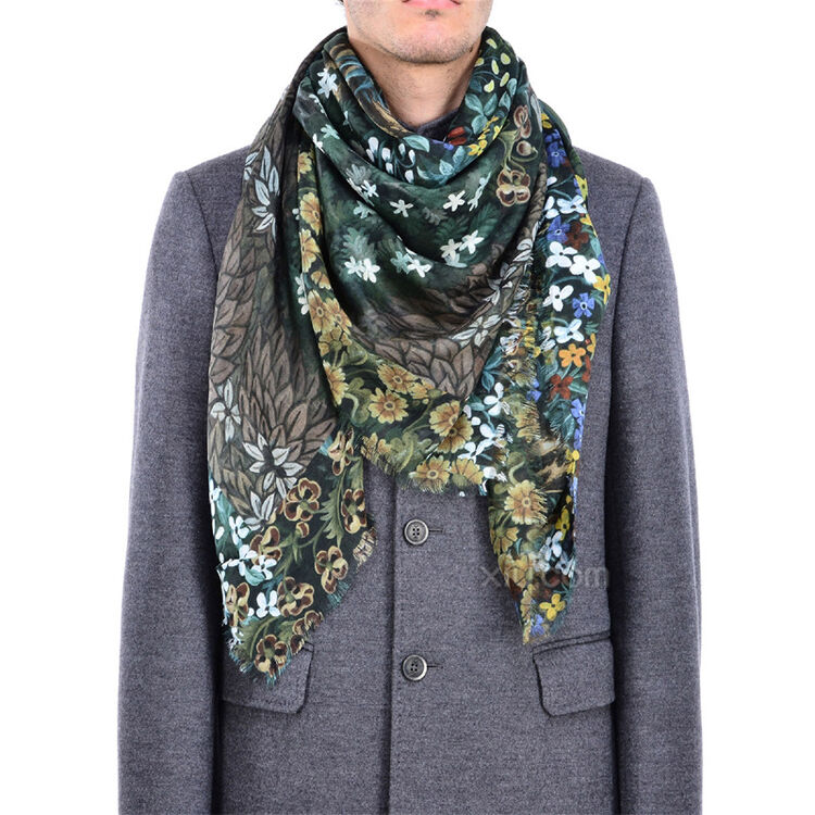 gucci 古驰 男士花朵丝巾 f