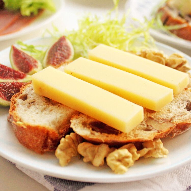 瑞慕Swissmooh埃曼塔大孔奶酪原味200g  1盒 冷藏 开袋即食 天然原制 光明服务菜管家商品 