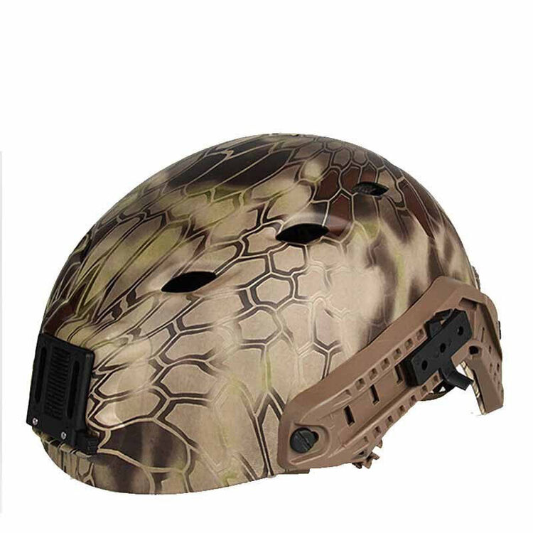 运动户外蟒纹迷彩战术头盔美军沙漠废墟作战防护头盔野战军迷cs头盔军