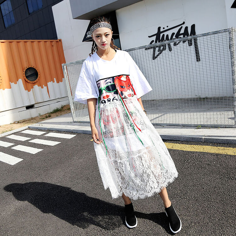 潮衣酷2017夏季新款宽松卡通印花t恤女装中长款网纱拼接连衣裙 白色