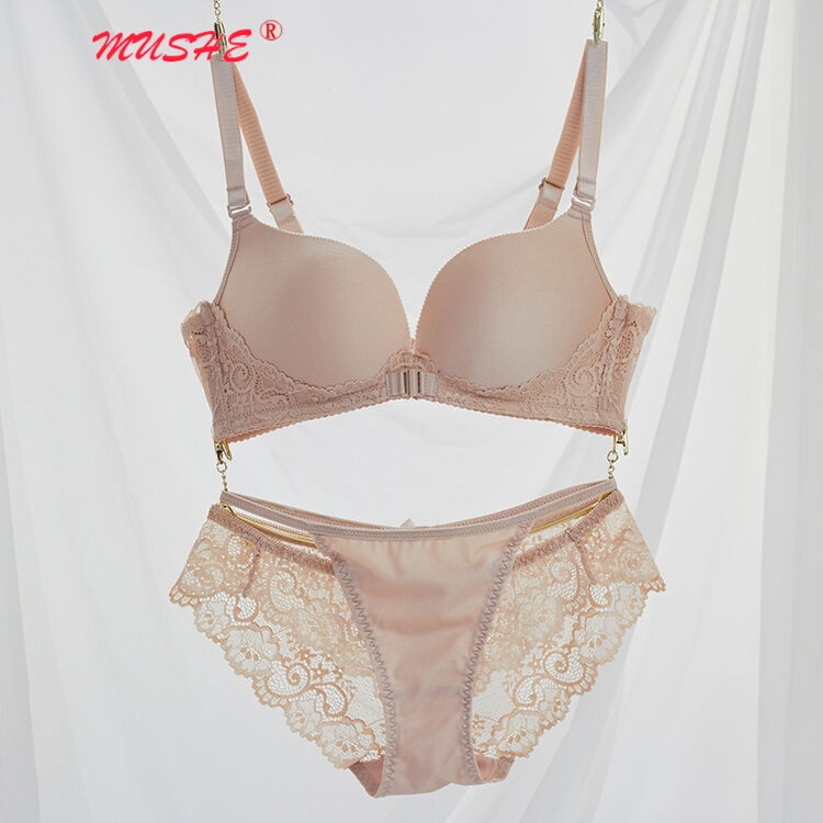 品牌胸衣情趣无钢圈聚拢前扣2017加厚收副乳女蕾丝内衣小胸文胸乳罩