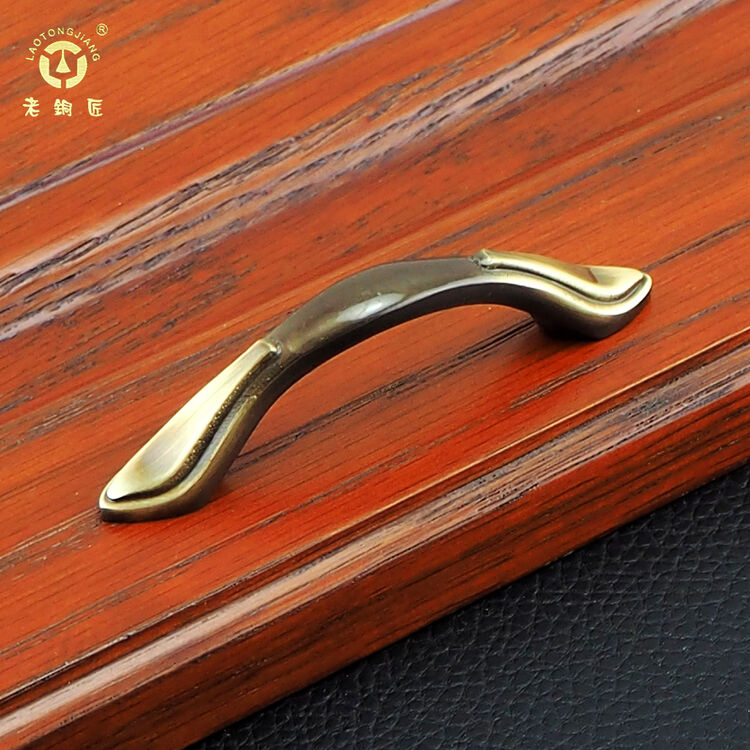 老铜匠现代简约全铜拉手衣橱柜门把手 抽屉衣柜拉手mj081370 青古铜64