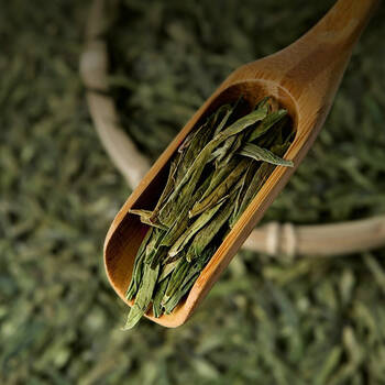 茶叶西湖春茶龙井茶龙井浓香雨前绿茶2021