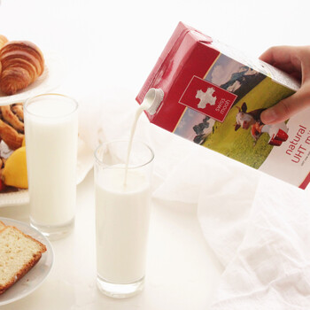 瑞慕(swissmooh) 原装进口瑞士牛奶 进口儿童牛奶 盒装牛奶1l*12/箱