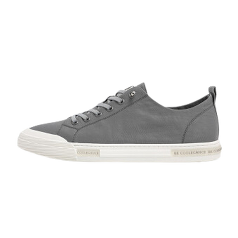 百丽 平底百搭帆布鞋