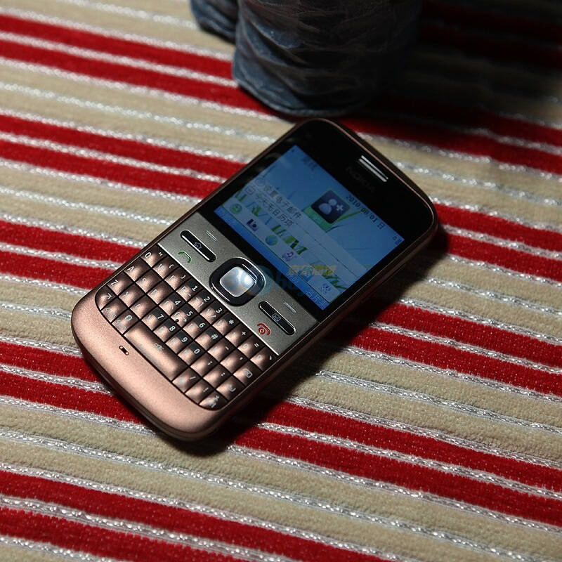 诺基亚(nokia)e5-00 3g手机(棕)wcdma/gsm 非定制机