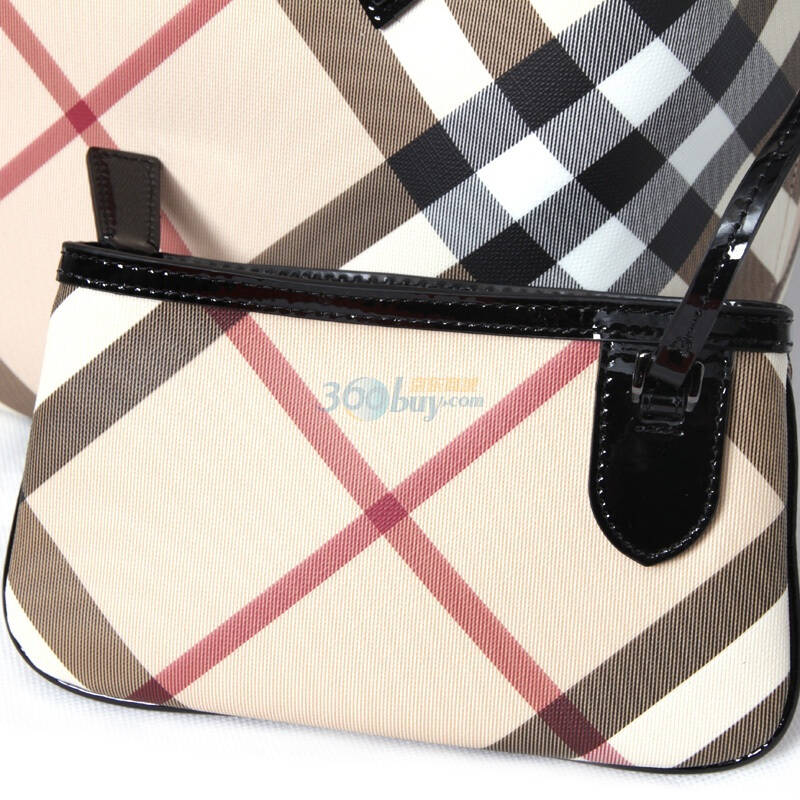 burberry 经典亮黑色滚边格纹 3489044s11