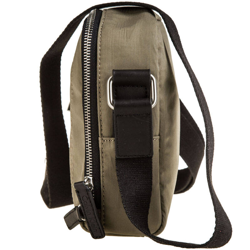 calvin klein ck 男士灰色尼龙斜挎包44893900 咖啡色448939000119