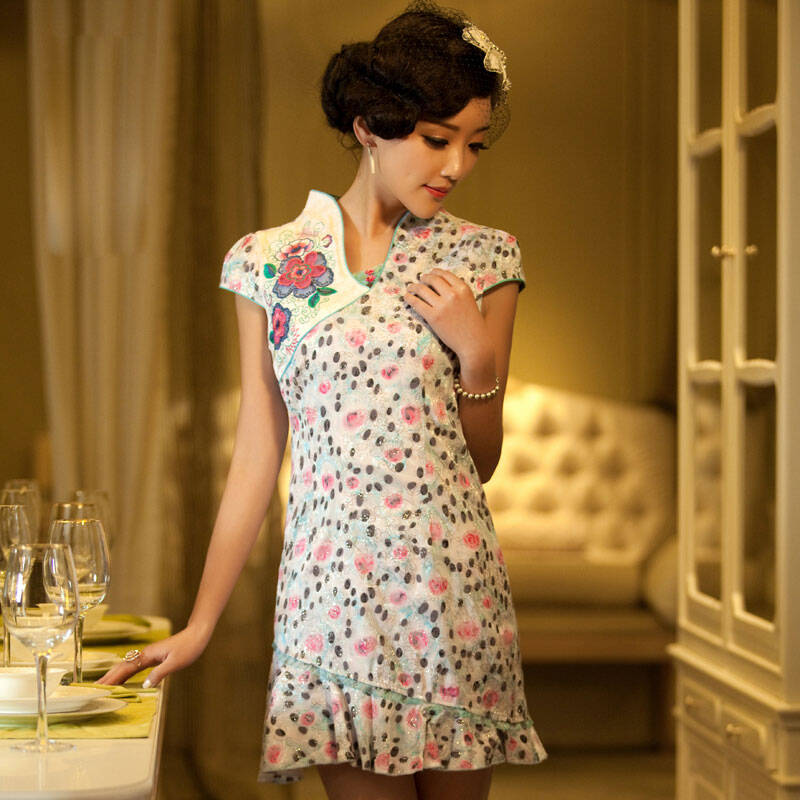 【逸红颜】醉圆儿 春装新款修身碎花连衣裙 春季女裙 蓝色 2xl