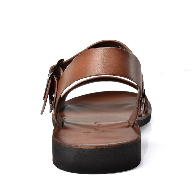 啄木鸟 夏季新款真皮透气休闲沙滩鞋皮凉鞋78271 浅棕色 41