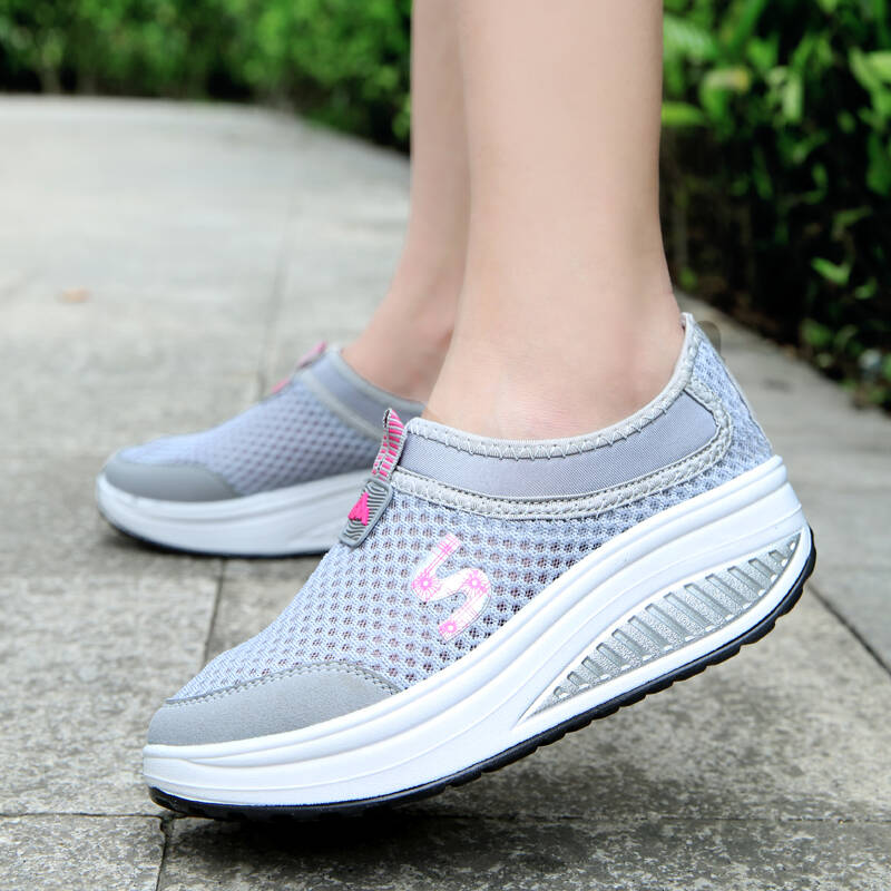 【货到付款】哎尚柒度 春夏新款女士透气摇摇鞋减肥鞋 女款厚底鞋增高