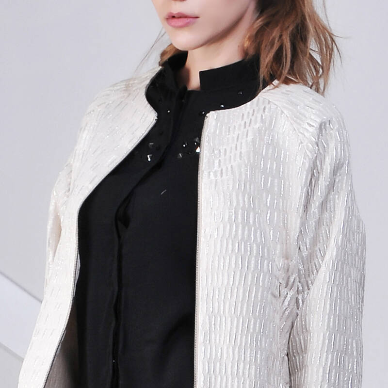 emmycici秋女装 韩版亮线提花长袖圆领收腰夹克外套 米白 s