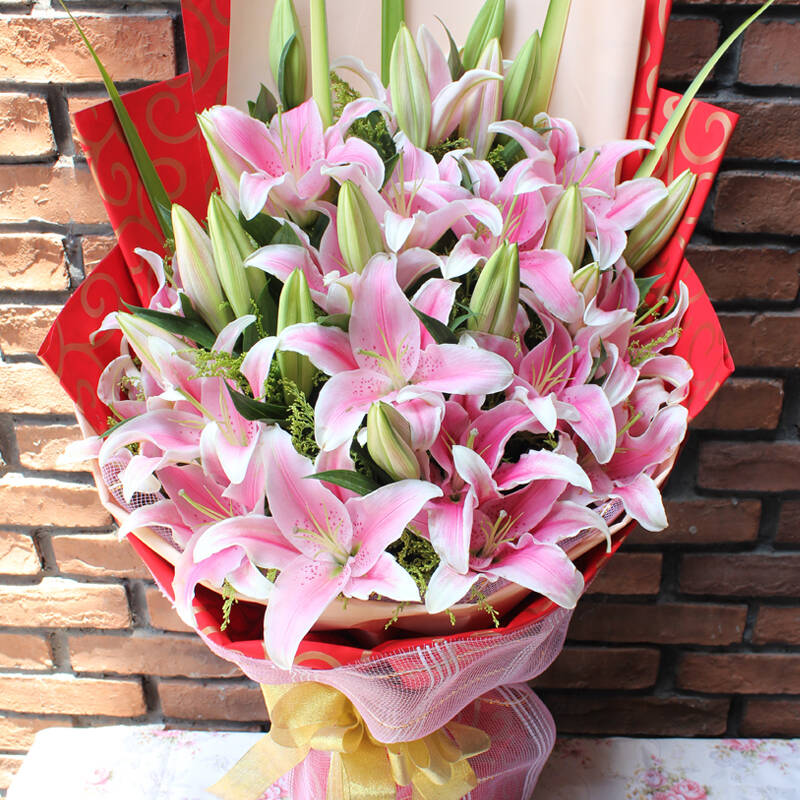 钟爱19朵粉百合花束 鲜花速递 生日快递 北京上海广州鲜花 全国同城