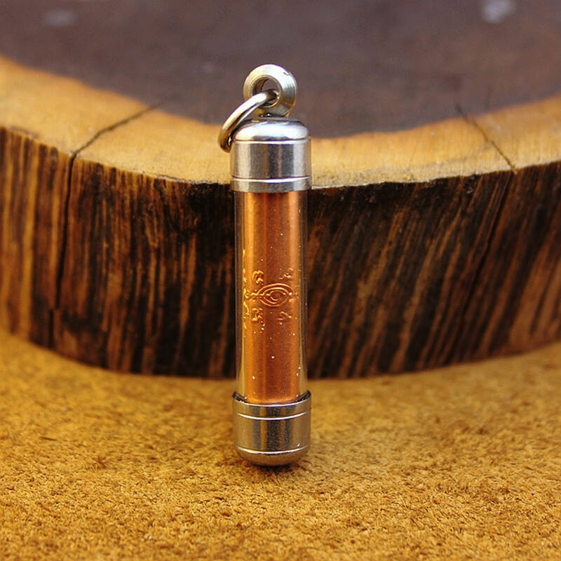 泰国佛牌正品 龙婆本庙2556人缘性爱符管/塔固/打固 巧克力色