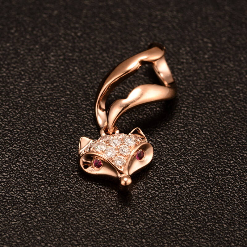 圣匠世家 18k金钻石吊坠 钻石项链吊坠 狐狸款 18k玫瑰金
