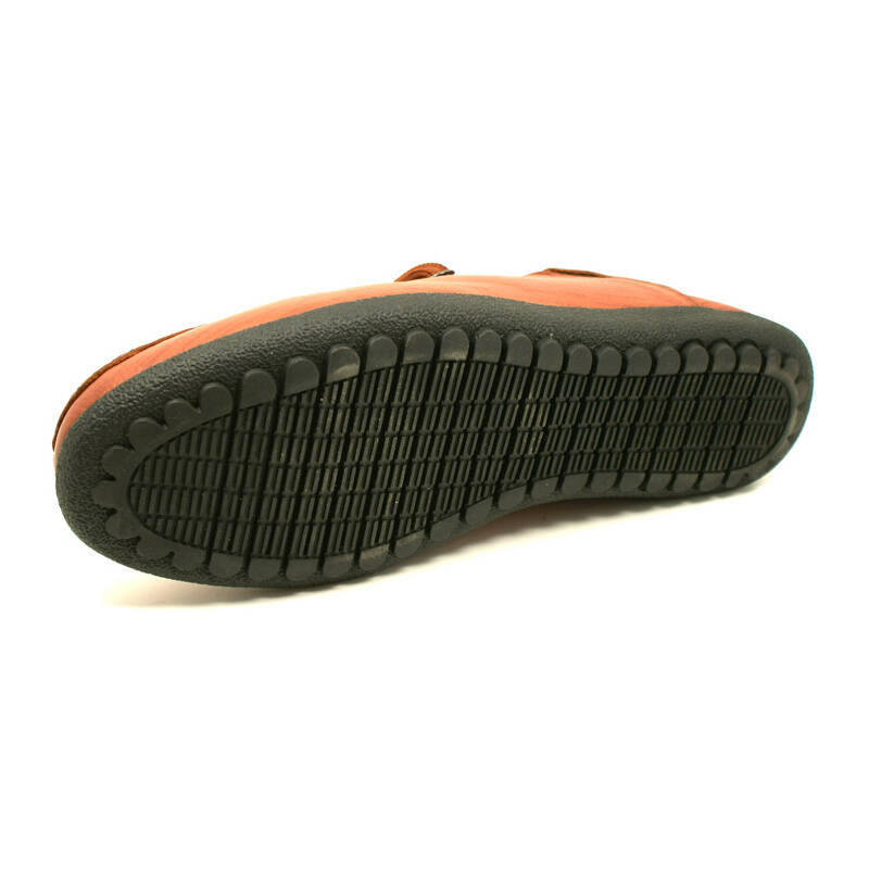 camelbarrel骆驼 跑车系列皮鞋 新款热销男鞋ca13506 红色 41鞋码偏大