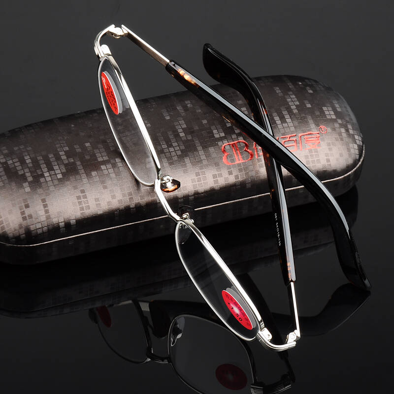 伴佰度水晶老花镜 男女款高清防疲劳老花眼镜081 65岁建议选择 300度