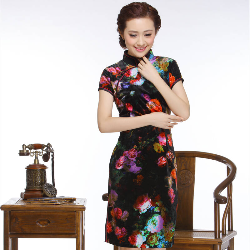 女 真丝绒 复古改良时尚妈妈礼服低开衩旗袍 qr326 黑底红花 m