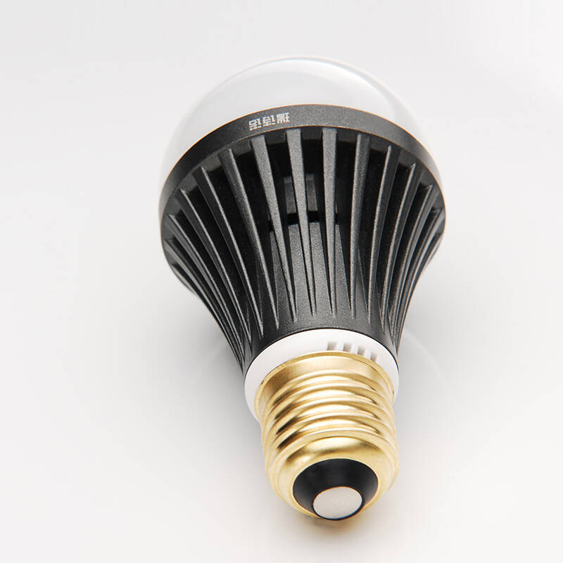 瑞诗诺 led球泡灯 环保节能led节能灯灯泡 铜灯头e27 3w